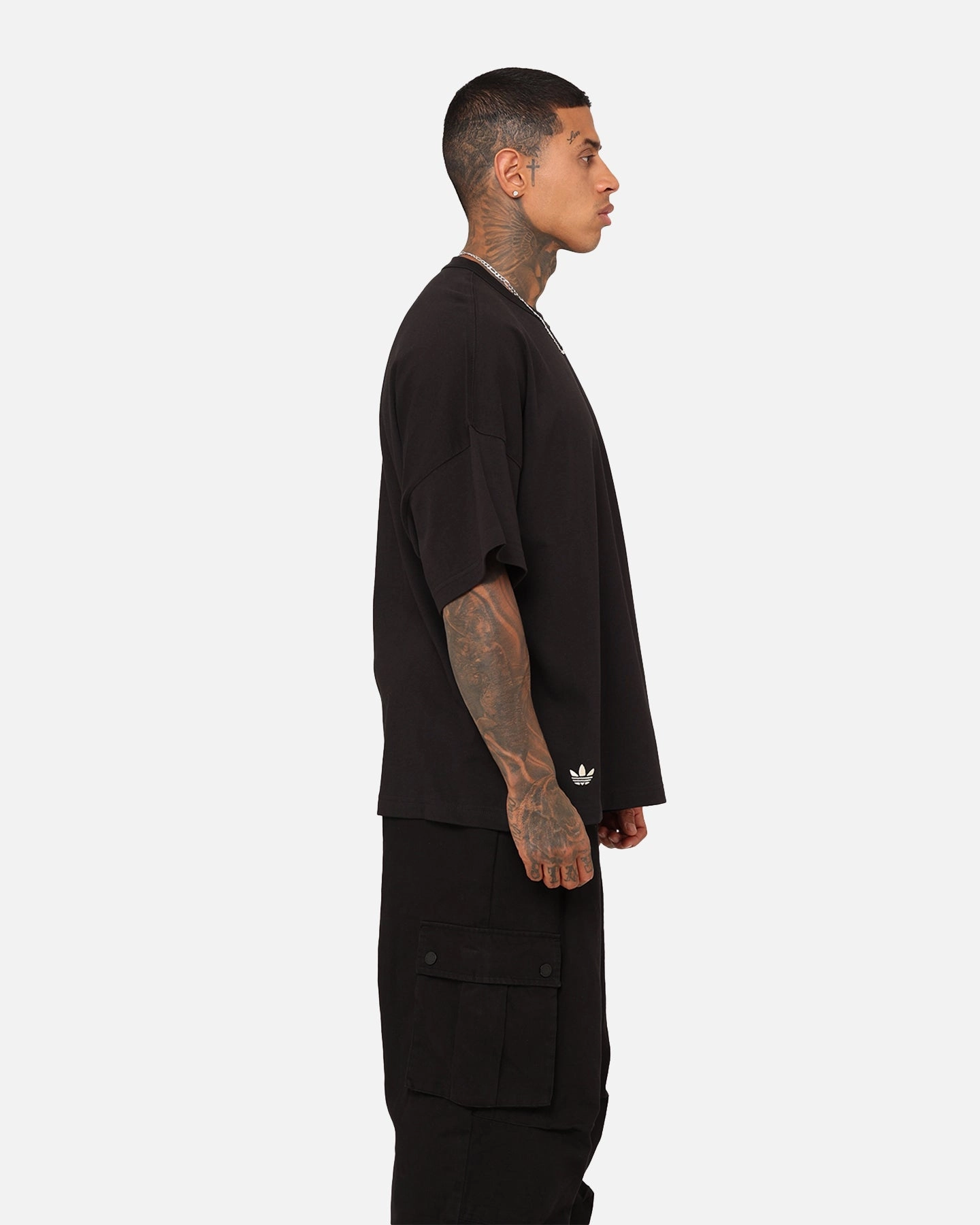 Adidas Adicolour Neuclassics T-Shirt Black