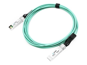 Axiom - 25GBase-AOC direct attach cable - TAA Compliant - SFP28 to SFP28 - 30 m - fiber optic - Active Optical Cable (AOC) AXG99817