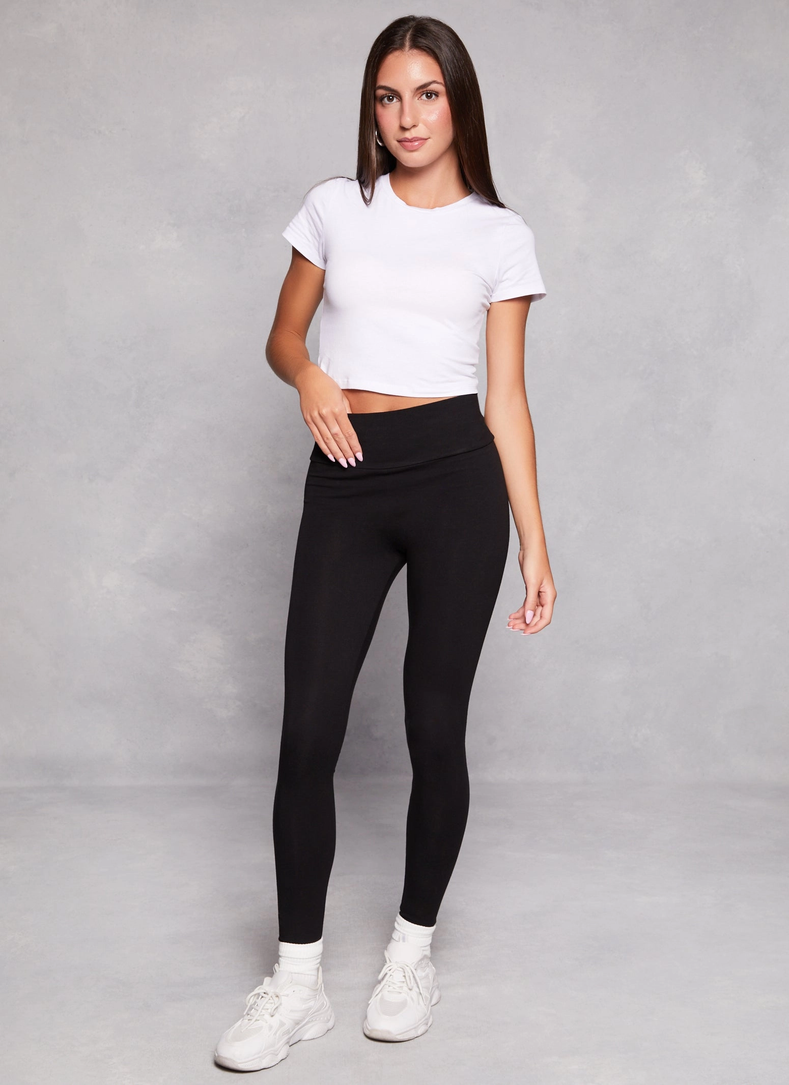 Basic Crew Neck Cropped Tee