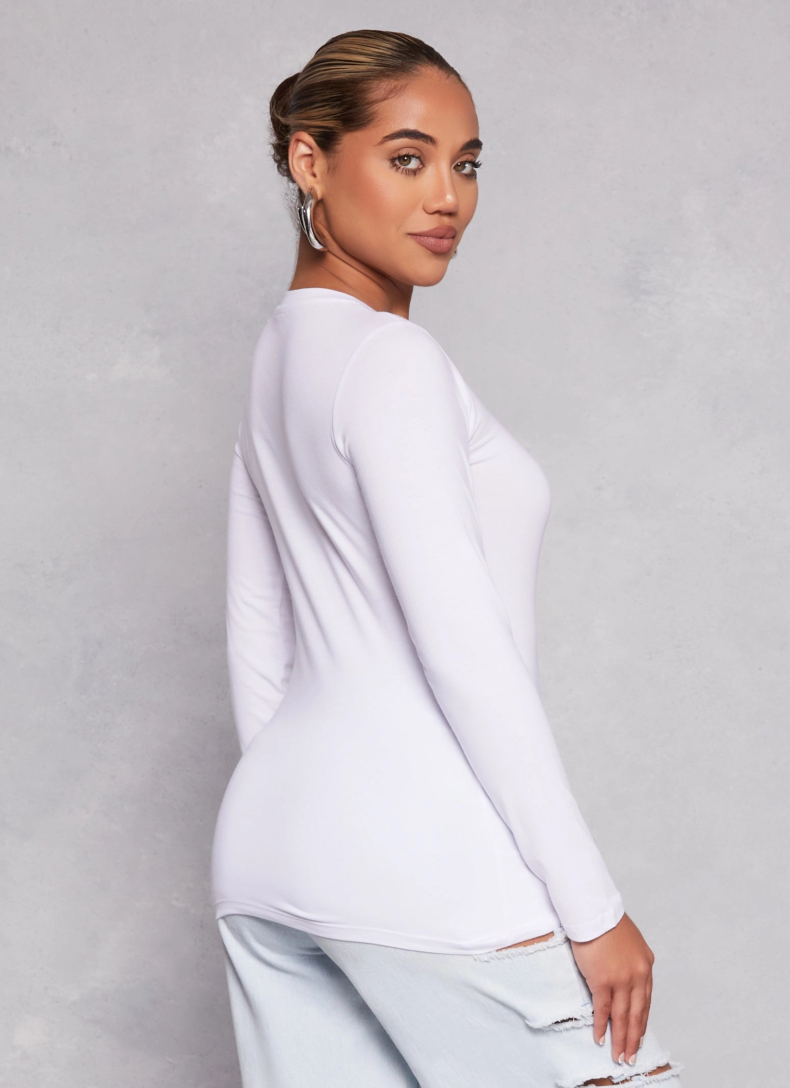 Basic Long Sleeve Crew Neck Tee