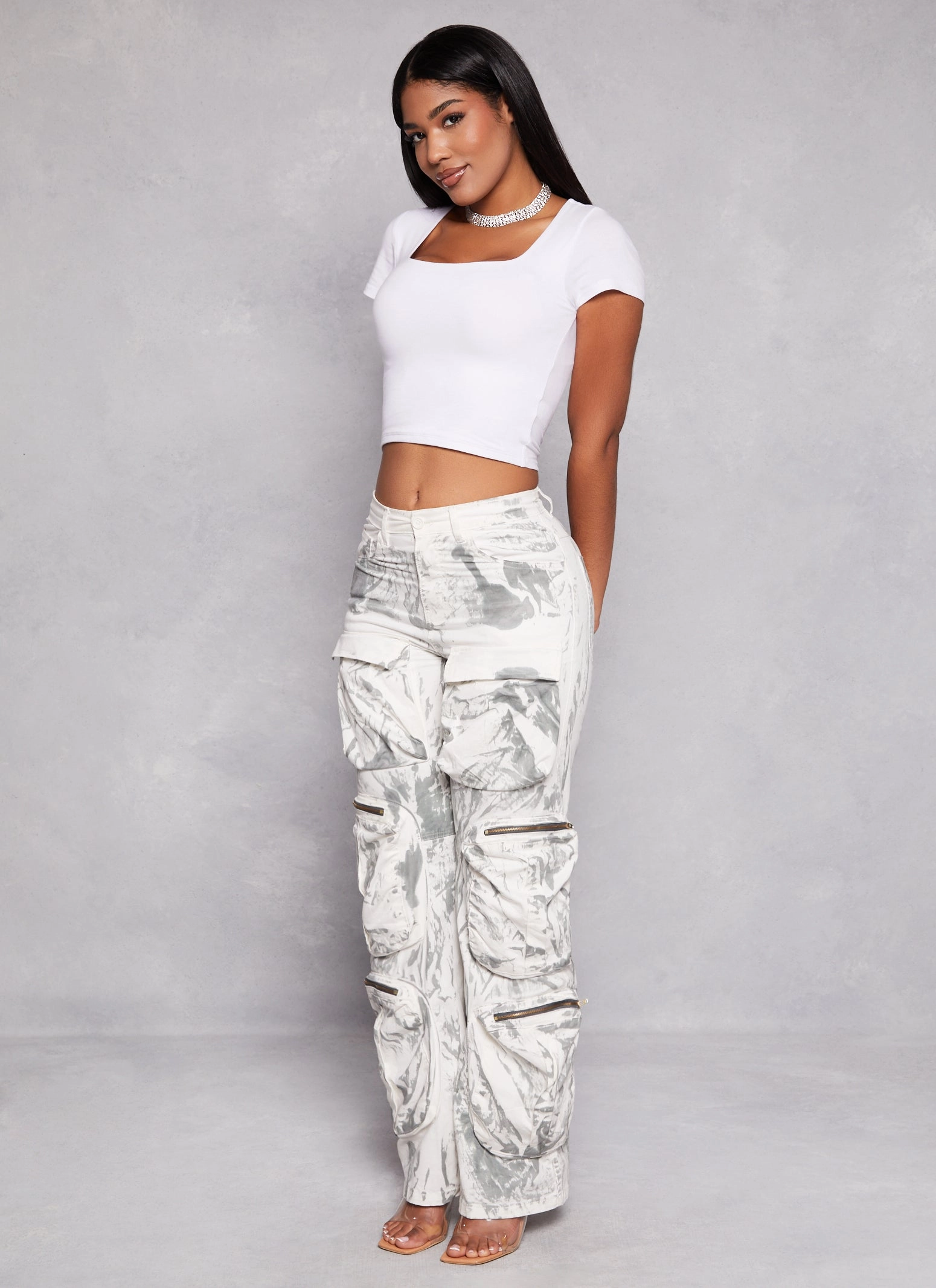 Basic Scoop Neck Cropped Tee