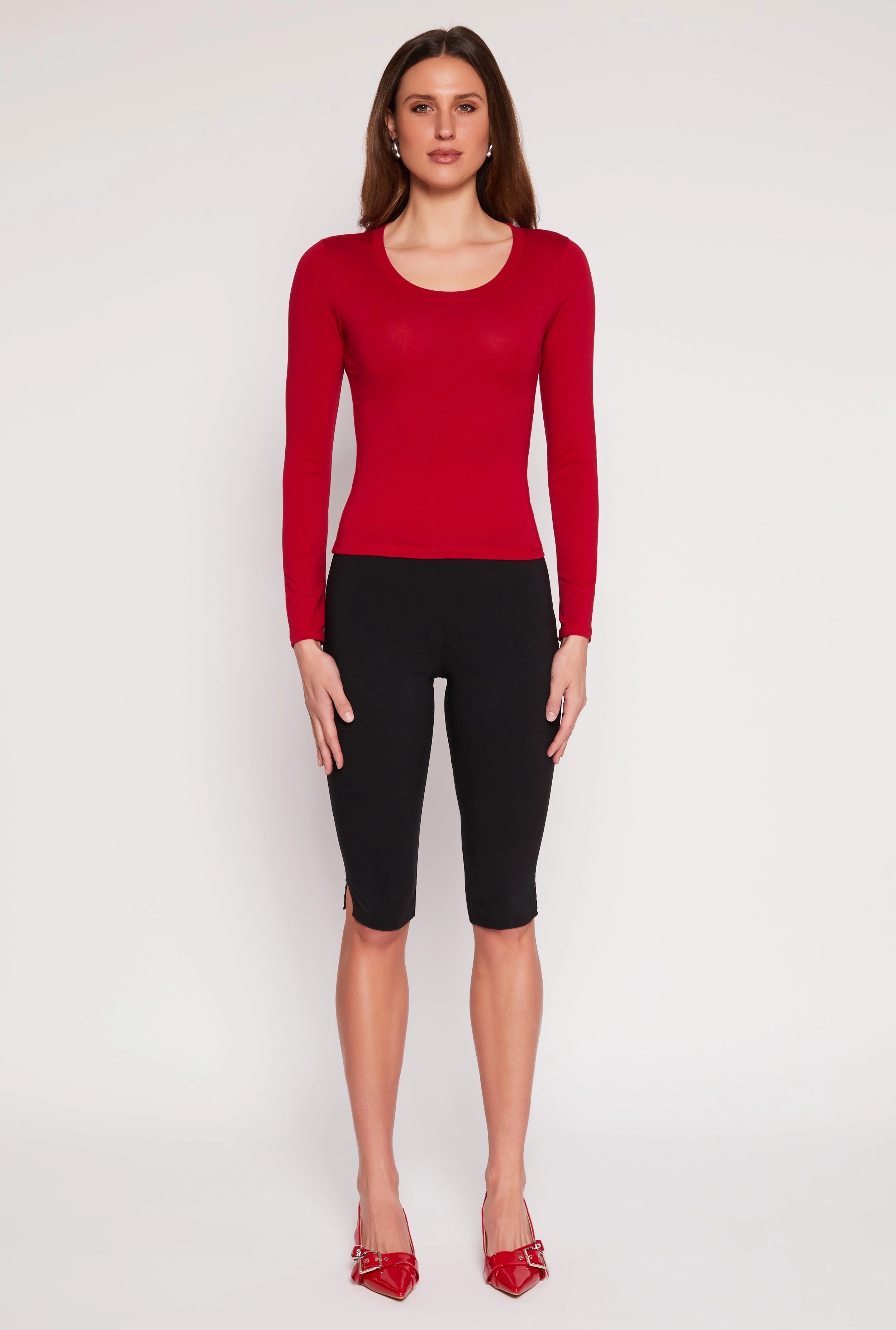 Basic Scoop Neck Long Sleeve Top