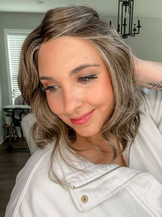 Bella Vida | Petite/Average | Synthetic Lace Front Wig (Hand-Tied)