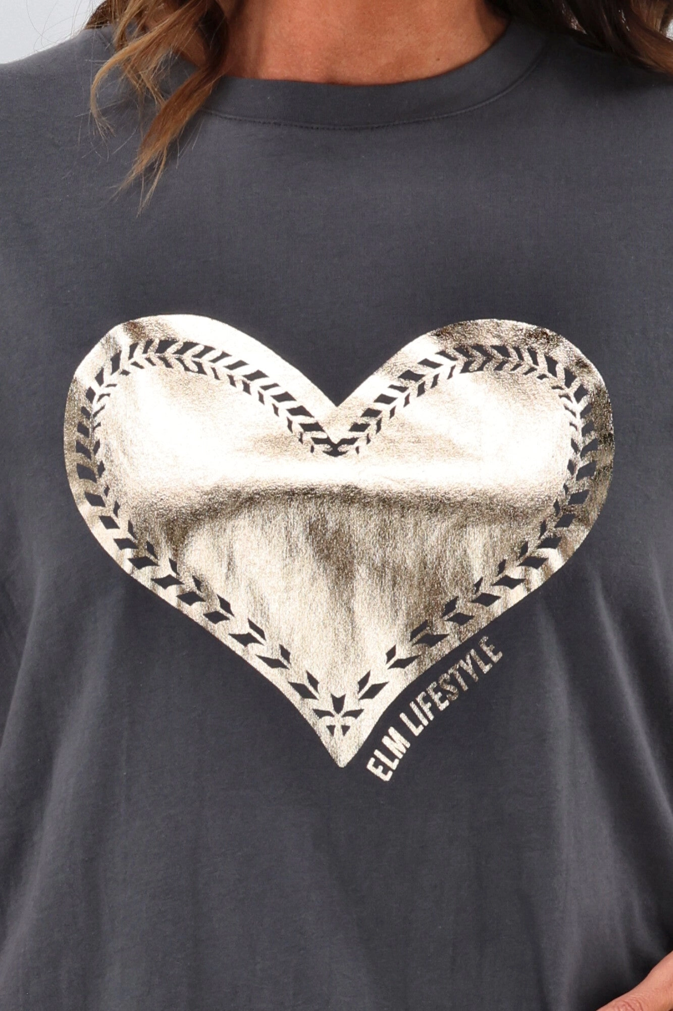 Elm Hearts Fancy Heart Tee Washed Black