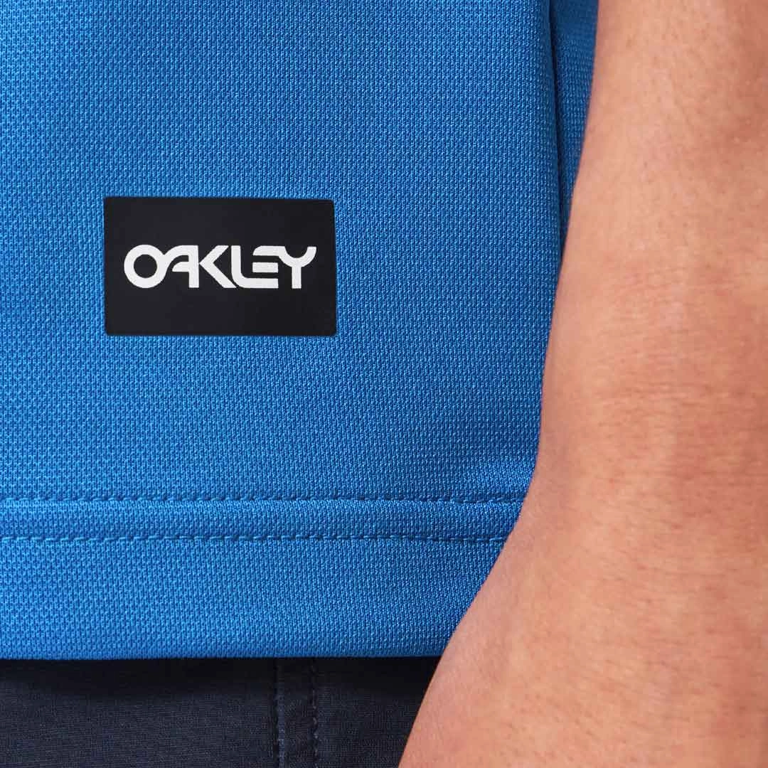 Oakley - Men's Swell Lf Uv Rashguard T-Shirt (FOA403007 62T)