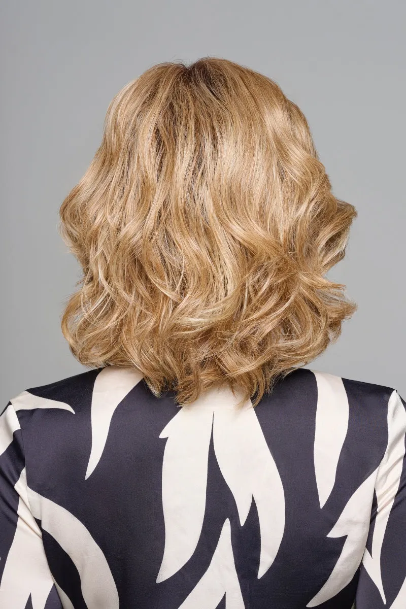 Sale - Raquel Welch Wigs - Directors Pick - Color: Pale Gold Wheat (RL14/22)