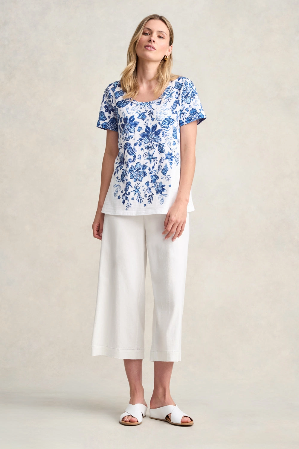 Scoop Neck Tee - Toile De Seaside
