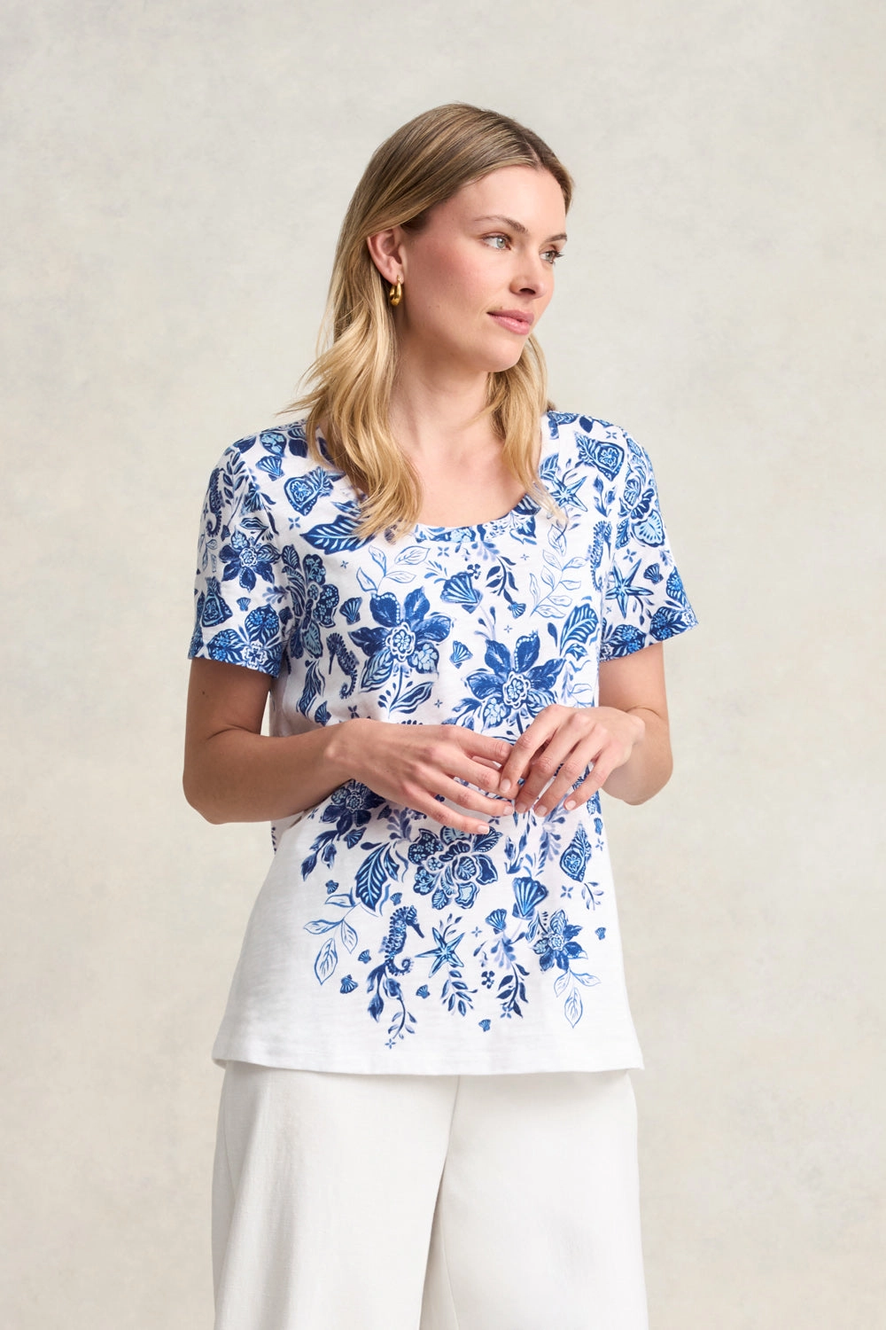 Scoop Neck Tee - Toile De Seaside