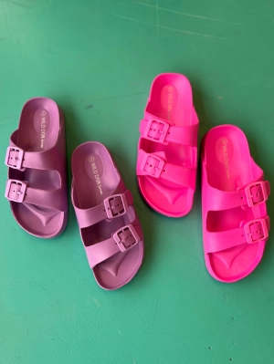 WildDiva Water Proof Slides-2 Colors